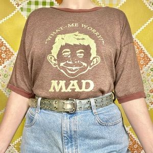 Vintage Y2K brown Mad TV “What-Me Worry?” ringer tee 🔆